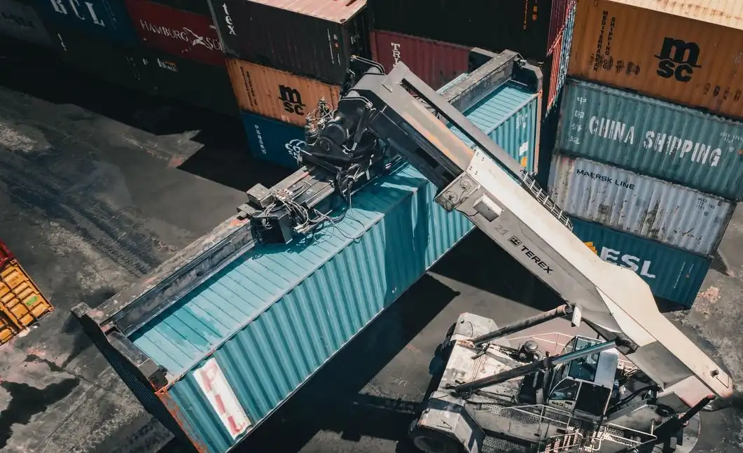 Container handling at CFS facility